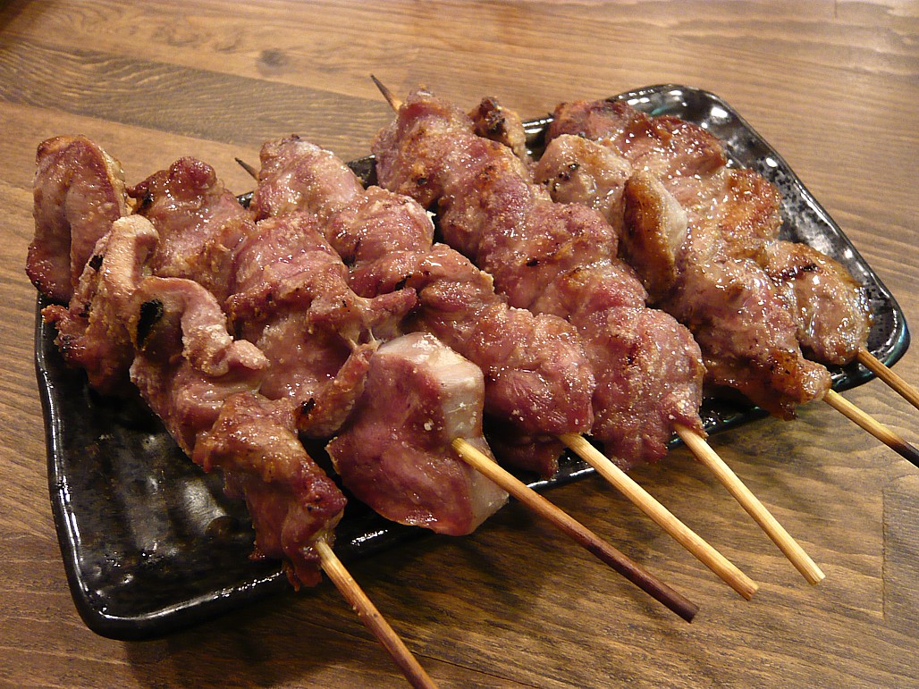 7月13日はもつ焼きの日？長崎県にあるお肉屋さんが制定したとの事。